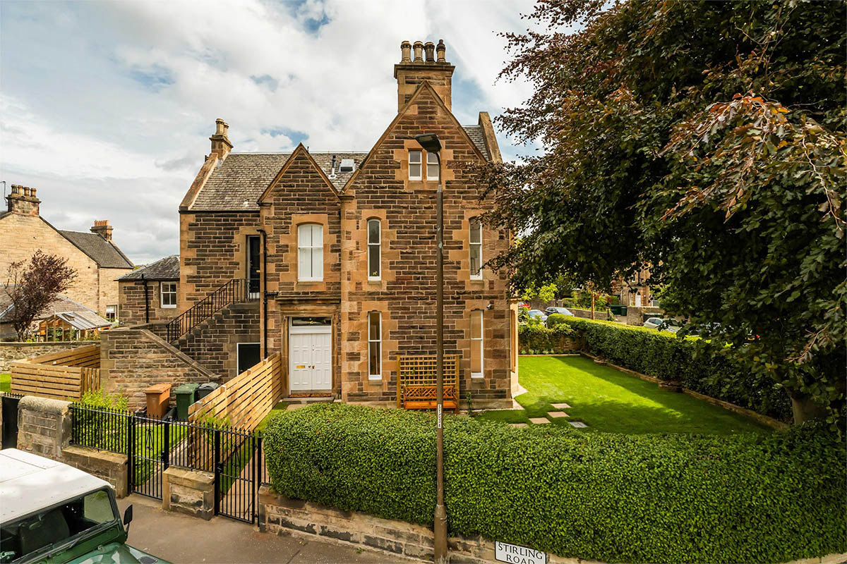 2 Stirling Road, Edinburgh, EH5 3HY