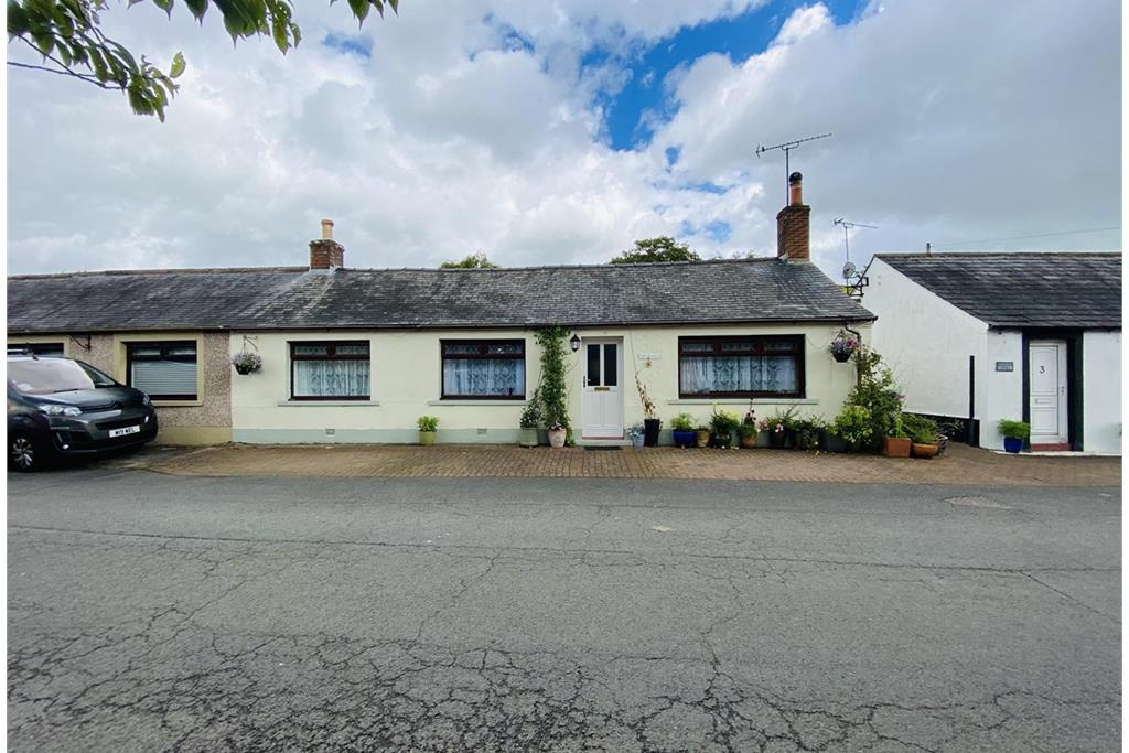 Cottages for sale in Brydekirk