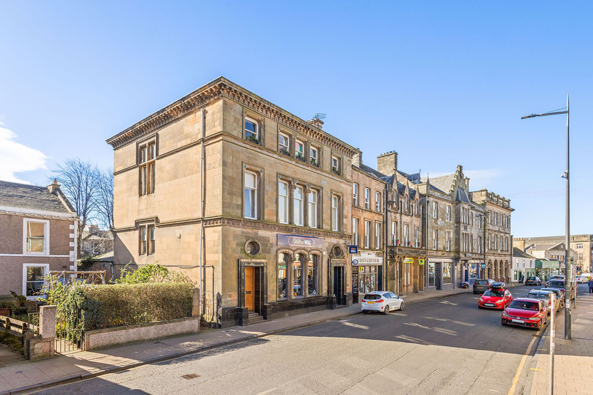 205/1 Portobello High Street, Portobello, EH15 1EU