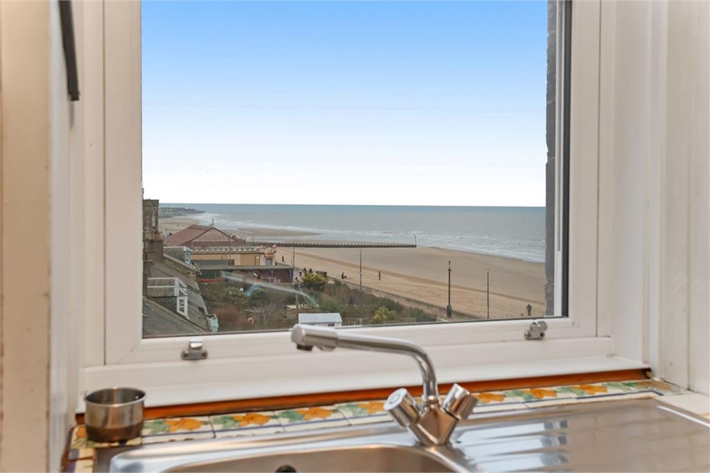 Home by the beach