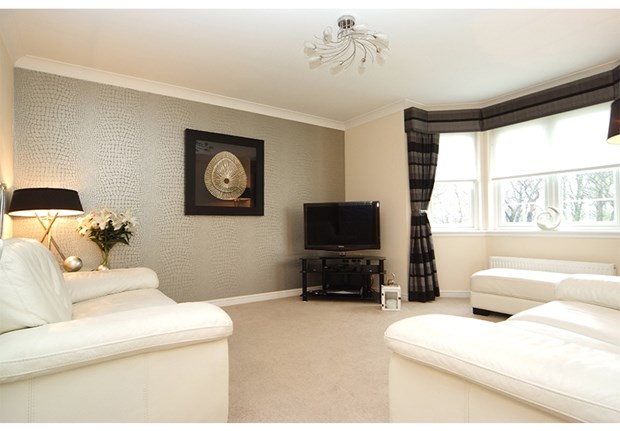 Flat 4, 20 McCormack Place, LARBERT, FK5 4TZ_interior lounge