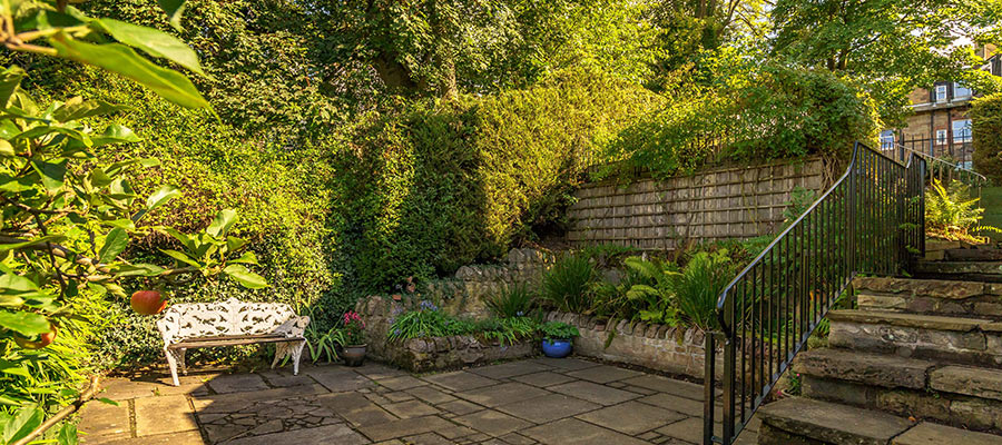 Pape's Cottage gardens