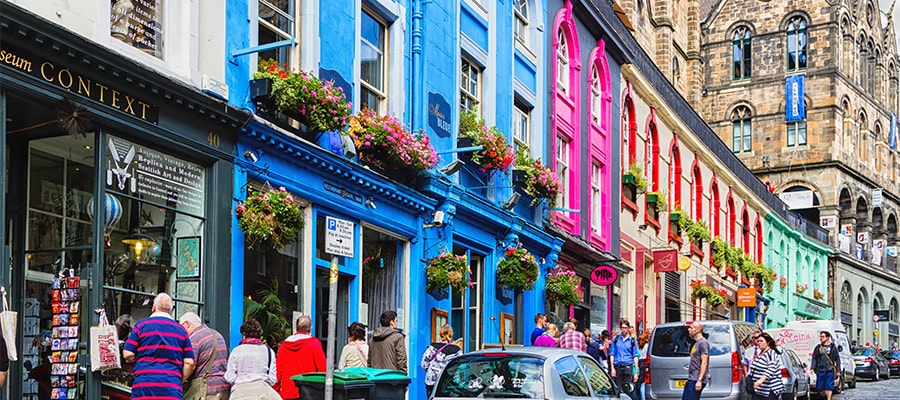 Victoria Street in Edinburgh