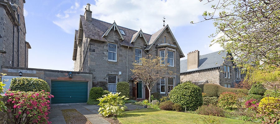 5a Laverockbank Crescent exterior