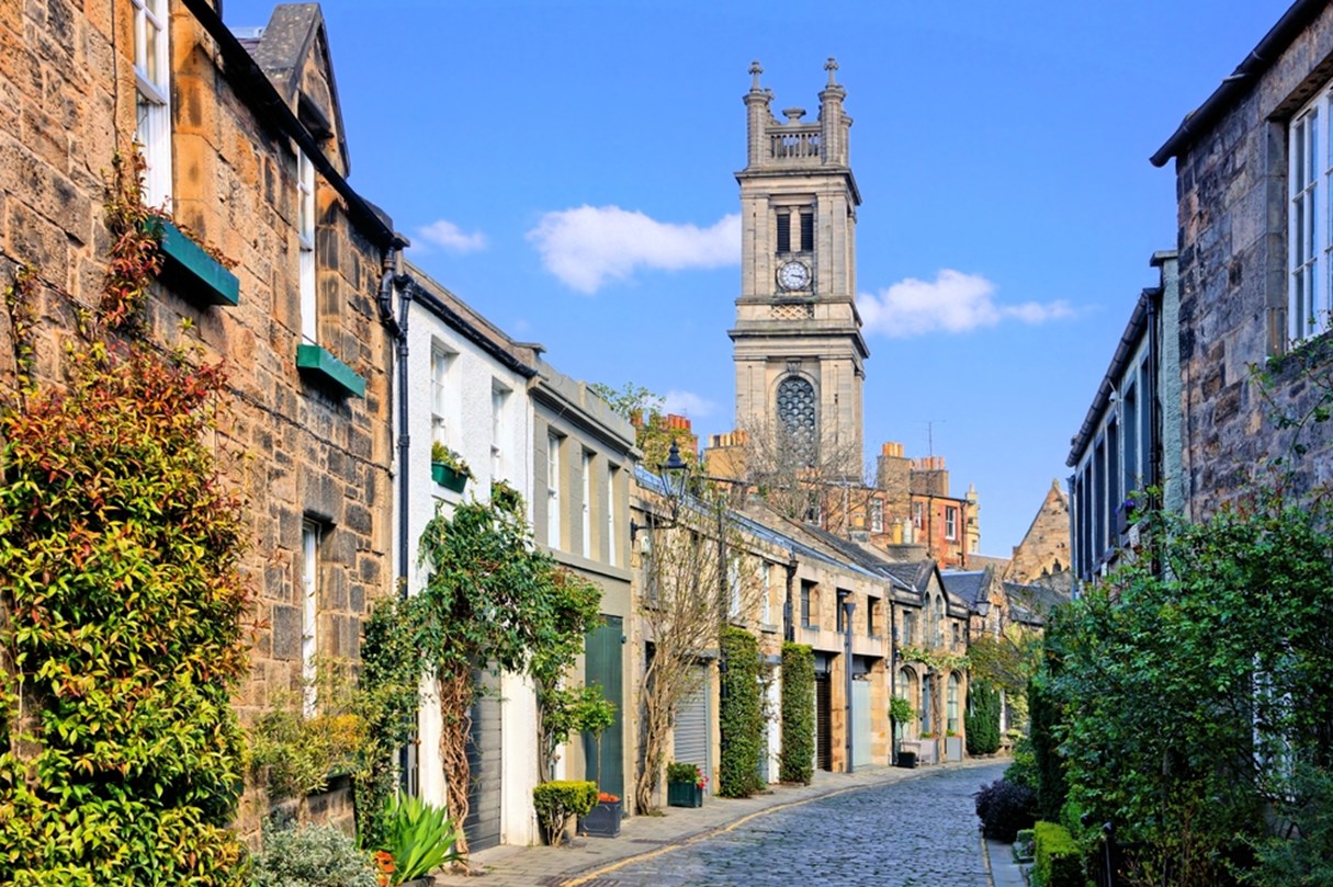 Old street in Edinburgh